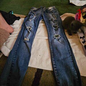 WOMENS JEANS SIZE LARGE
